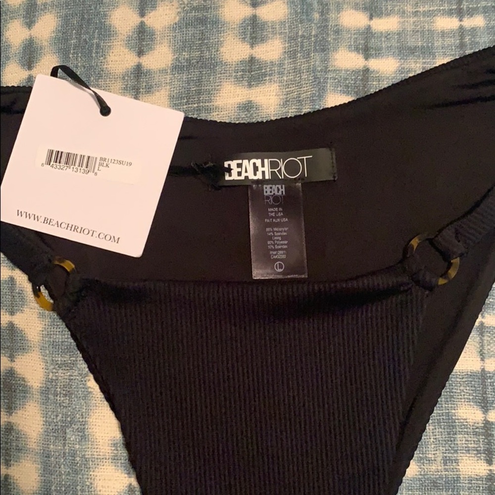 Beach Riot Island Bottom Black Ribbed large NWT 🖤 - Picture 4 of 4